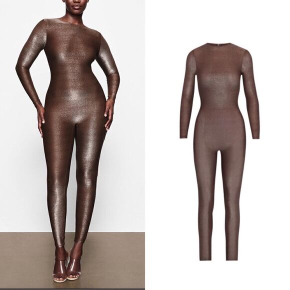 SKIMS Shimmer Catsuit in Chocolate - Picture 1 of 9